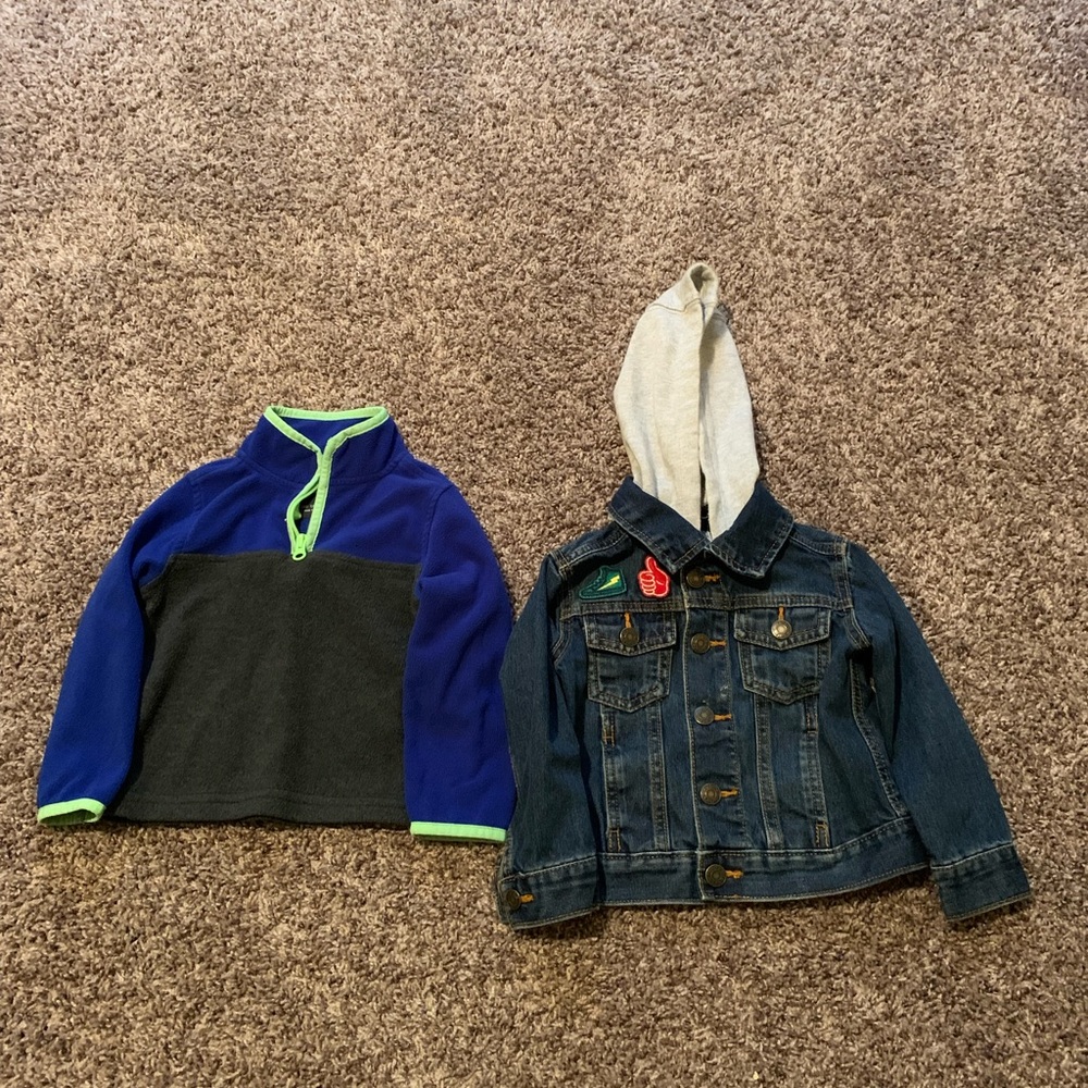 Jean jacket with hood and pull over